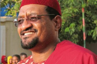 الشيخ الأمين يٌطلق مبادرة لعودة السودانيين من مصر