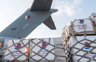  جسر جوي.. مساعدات قطرية تصل إلى مطار بورتسودان  