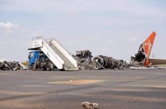 السودان  : 28 طائرة دمرت بالكامل في مطار الخرطوم