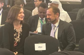 انطلق في مصر مؤتمراً للقوى السياسية والمدنية السودانية يستمر يومي السبت والأحد ، حيث حظي مشاركة واسعة في محاولة للبحث عن «توافق» لوقف الحرب في السودان..