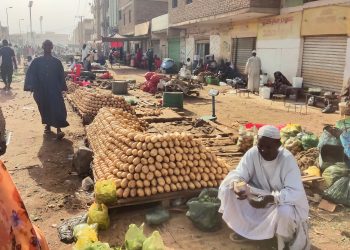 التضخم في السودان يقفز إلى 136.7%