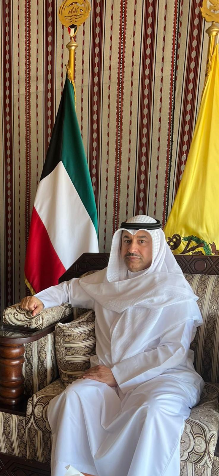 أعلن سفير دولة الكويت لدى السودان الدكتور فهد الظفيري، اكتمال كافة الترتيبات لانطلاق جسر جوي جديد لمساعدات متضرري الحرب والسيول والفيضانات بالسودان يبدأ مرحلته الأولى بطائرة محملة بحوالي 40 طناً من المساعدات الطبية والإنسانية.