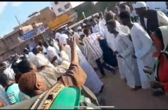 قطاعات شعبية بمحلية كرري تنظم زفة المولد النبوي الشريف