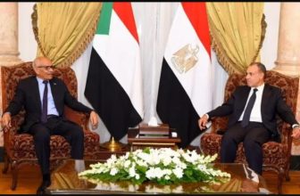 السلطات المصرية تتعهد بتيسير أوضاع السودانيين بأراضيها