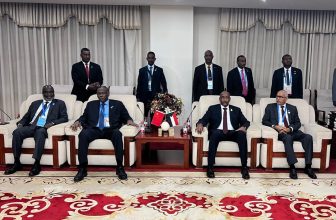 مثير ..لماذا أضطر البرهان العودة إلى مقر السفارة في بكين