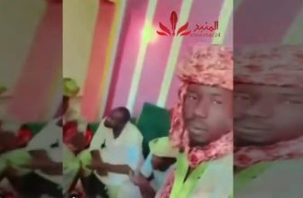 شاهد (بالفيديو) النقيب سفيان محمد بريمة يتم التشكيك في ولاءه للمليشيا من قبل أفرادها