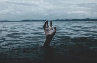 خطها قبل غرقه في البحر.. تفاعل مثير مع رسالة لمهاجر عربي..تعرّف على التفاصيل