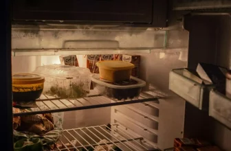 عواقب صحية خطيرة لتناول الطعام بعد الساعة الخامسة مساء