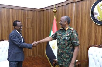 وزير الإعلام الجديد يكشف عن تلقيه رسالة من البرهان..ماذا قال له؟