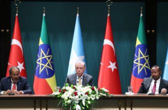 برعاية تركيا.. اتفاق تأريخي ينهي خلافات اثيوبيا والصومال..