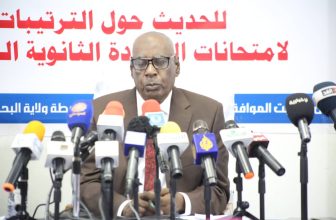 وزير حكومي يوضح أسباب رفض تشاد اقامة امتحانات الشهادة السودانية..