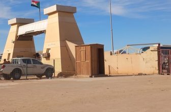 وصول سودانيين من مصر إلى معبر اشكيت