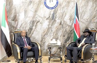 البرهان يبحث مع سلفاكير ملفات مهمة في جوبا