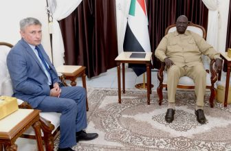 عقار يبحث مع سفير روسيا استراتيجية للحكومة السودانية