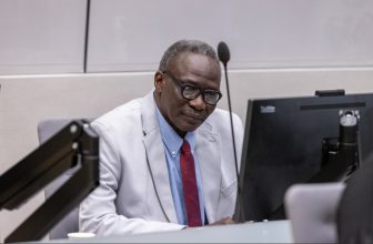 علي عبد الرحمن: لستٌ علي كوشيب وسلّمت نفسي للحماية