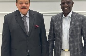 روتو يرحب بدعوة البرهان لزيارة السودان