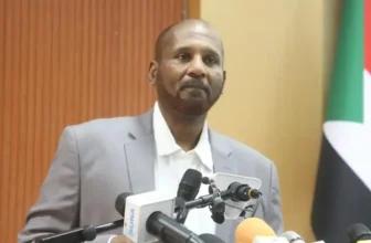 نجل المهدي: “كل من لم يقف مع الدولة ومؤسساتها هو عدو”