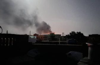 لحظة استهداف محطة كهرباء العاشرة بأم درمان..