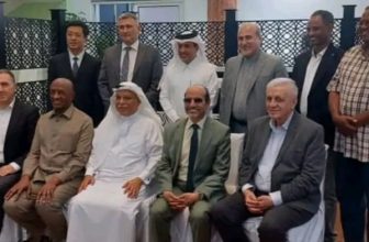 اجتماع خطير بمنزل السفير السعودي..