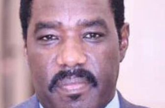 تغريدة مثيرة لقيادي بالعدل والمساواة بشأن حّل الحكومة..