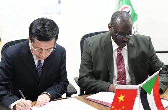 الصين تدعم السودان بمائتي مليون يوان..