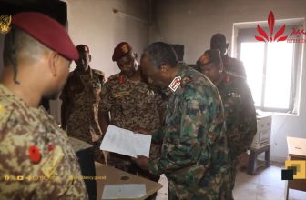 شاهد.. البرهان يزور مقرات دار الوثائق والدار السودانية للكتب والهيئة العامة للإذاعة والتلفزيون – المنبر وعيك يبني وطنا 🇸🇩