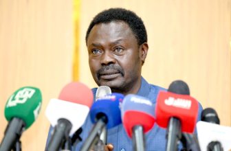 مناوي يطلق إتهامات خطيرة..