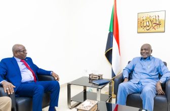 تعهدات بتوفير التمويل لصيانة طريق حيوي بشرق السودان