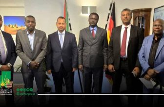 تفاصيل لقاء مناوي و البعثة السودانية في برلين..