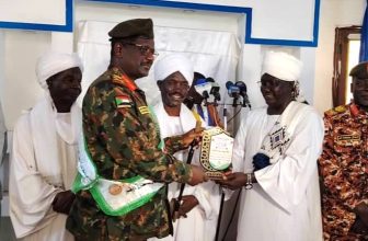 تصريحات قوية لوالي شرق دارفور في تكريم قادة الفرقة “20”..