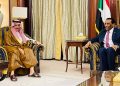 رئيس الوزراء يلتقي وزير الخارجية السعودي