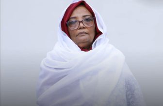 انتصار أحمد عبدالعال تؤدي القسم أمام رئيس مجلس السيادة الإنتقالي