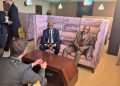 وزير سوداني يحطّ رحاله في المجر والكشف عن”جلسة مغلقة”
