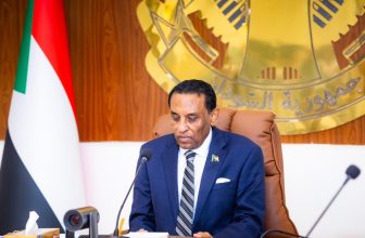 بعد اجتماع مع 3 وزراء..توجيهات صارمة لكامل إدريس