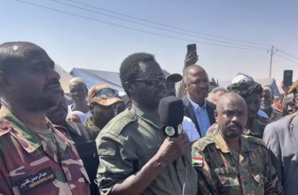 اجتماعات لمناوي مع لجنة الطوارئ في الدبة