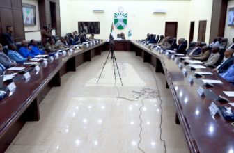 اجتماع للجنة العليا لتهيئة البيئة لعودة المواطنين للخرطوم يزفّ بشريات