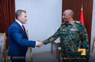 البرهان يبحث مع مبعوث نرويجي السلام في السودان