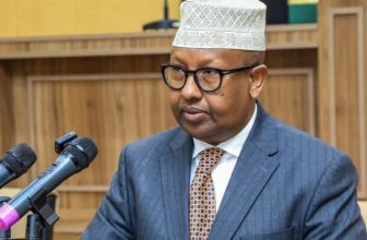 البرلمان الصومالي يستدعي وزير الدفاع بشأن مطار بوصاصو