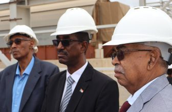 وزير الطاقة يكشف خطة مشروع كهرباء كلاناييب