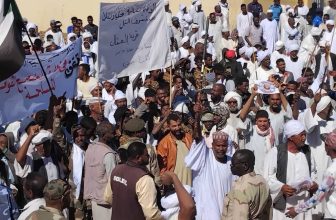 الشعب السوداني يتضامن مع قواته المسلّحة ويعلن التأييد