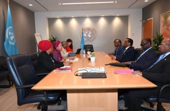 مباحثات لرئيس الوزراء كامل ادريس مع نائب الأمين العام للأمم المتحدة بنيويورك