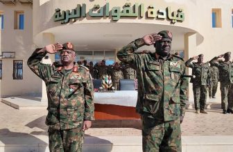 السودان.. اكتمال مراسم التسليم والتسلم لقيادة القوات البرية