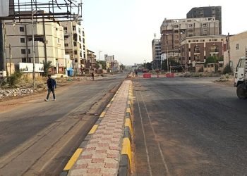 رئيس مجلس السيادة السوداني يجري اتصالاً هاتفيًا مع الرئيس الأوغندي