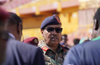 إبراهيم جابر يوضّح بشأن حلّ اللجنة العليا لتهيئة بيئة العودة إلى الخرطوم