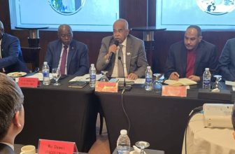 مشاورات في القاهرة والاتّفاق على محطات تحويلية متنقلة للسودان