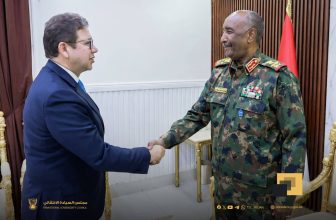 البرهان يبحث مع جهاز المخابرات العامة المصرية ملفات مهمة