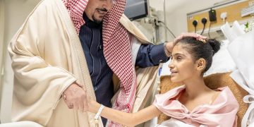 زارها أمير القصيم..طفلة سودانية تشعل مواقع التواصل الاجتماعي