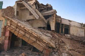 وزير سوداني سابق يحذّر من خطوة السكن داخل المباني المتضرّرة من الحرب