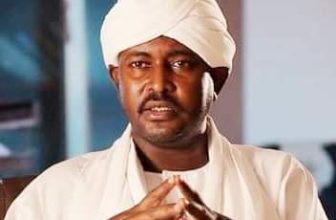 الصادق الرزيقي يكتب: رحل الفريق فاروق القائد العسكري الصارم والمثقف الكبير ….