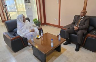 اجتماع في الخرطوم يبحث مشروعات النفط والكهرباء